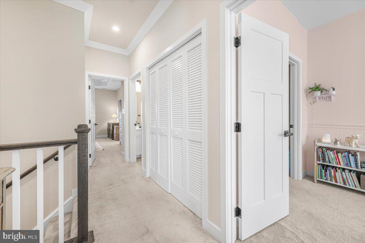 5806 PECKING STONE STREET