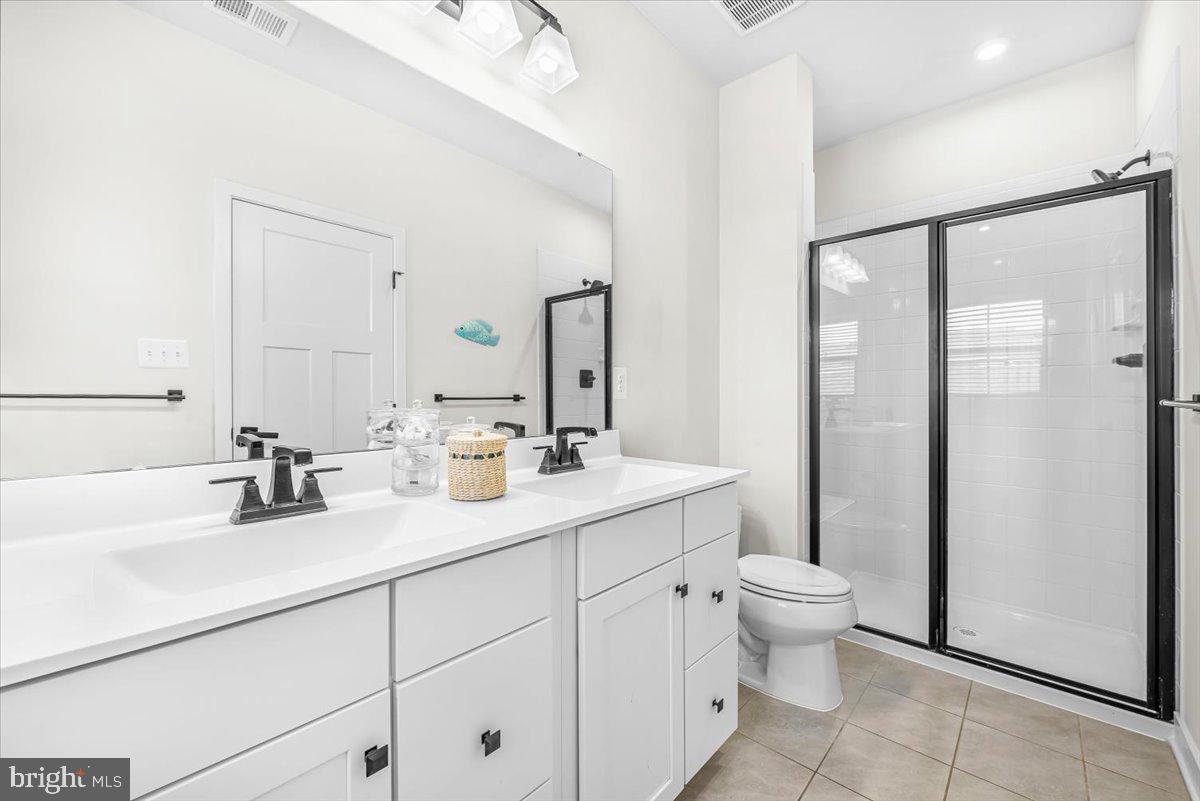 5806 PECKING STONE STREET