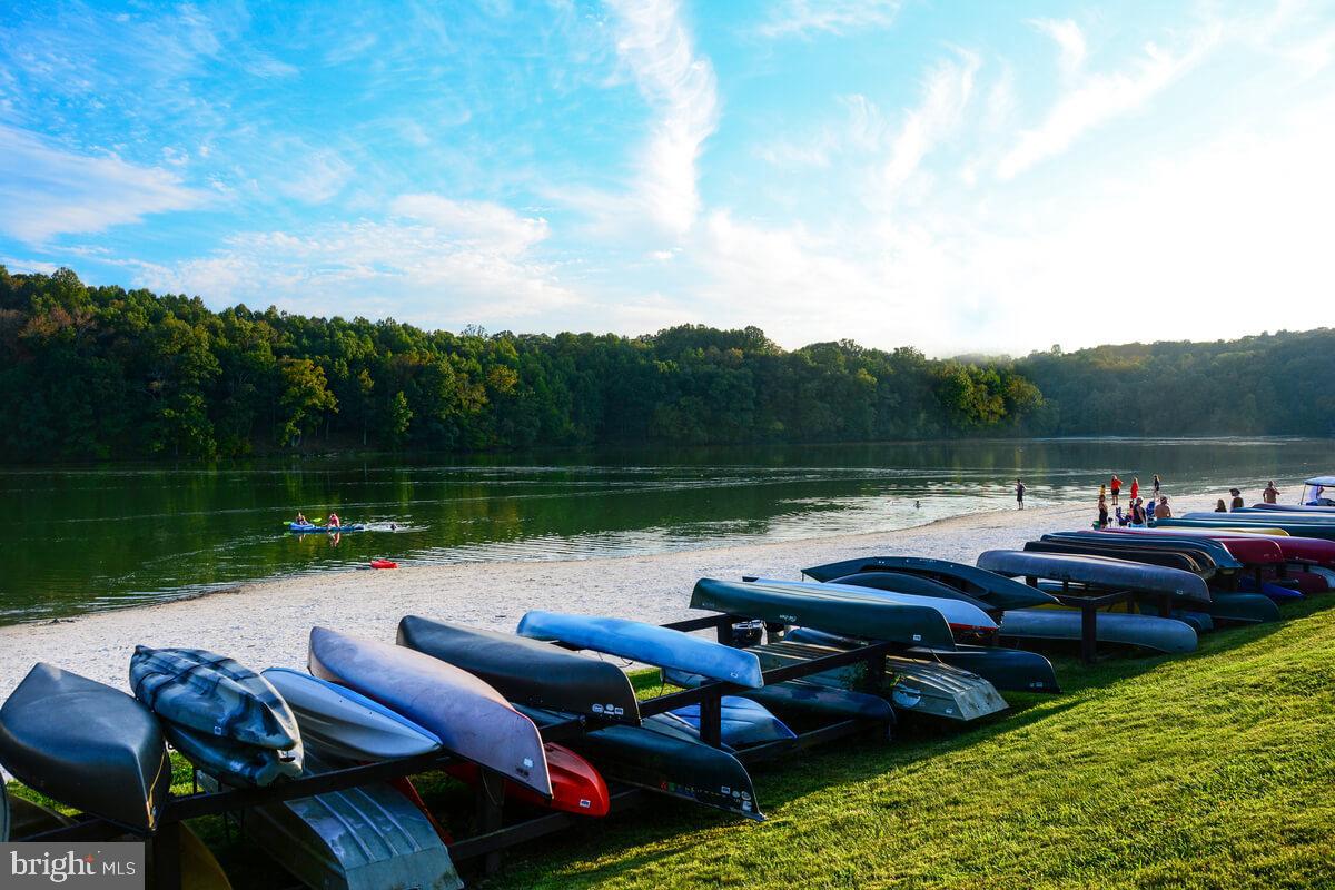 5806 PECKING STONE STREET