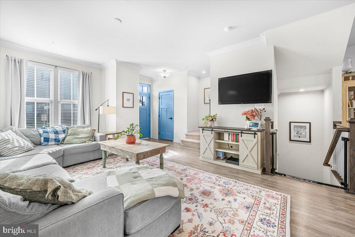 5806 PECKING STONE STREET