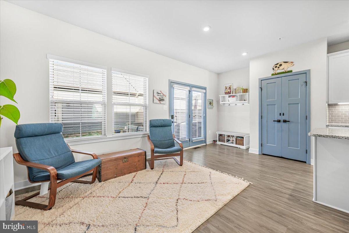 5806 PECKING STONE STREET