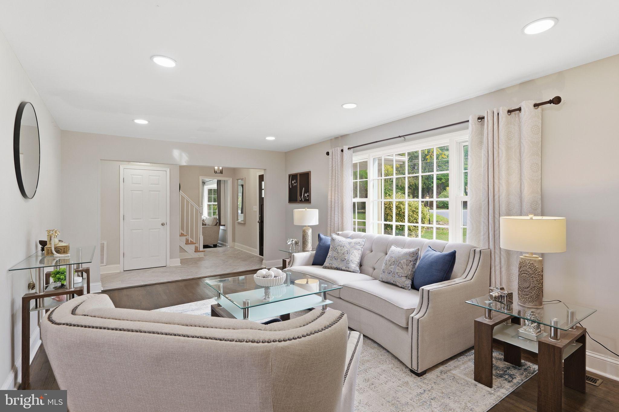 5642 JEFFERSON BOULEVARD