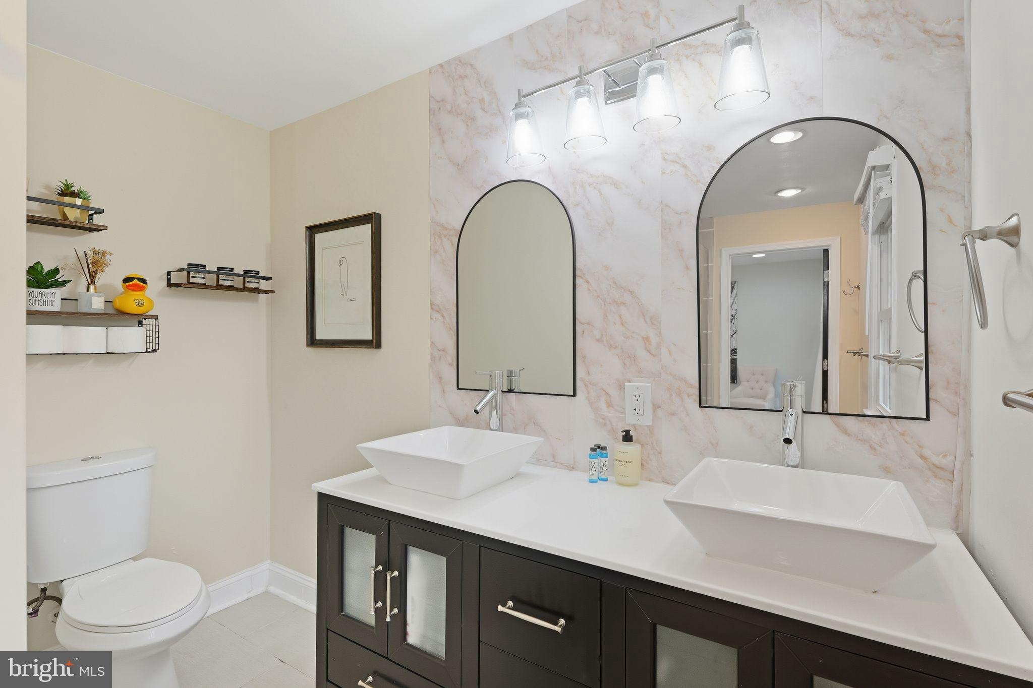 5642 JEFFERSON BOULEVARD