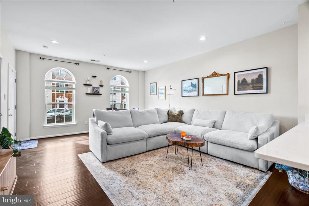 6412 WALCOTT LANE