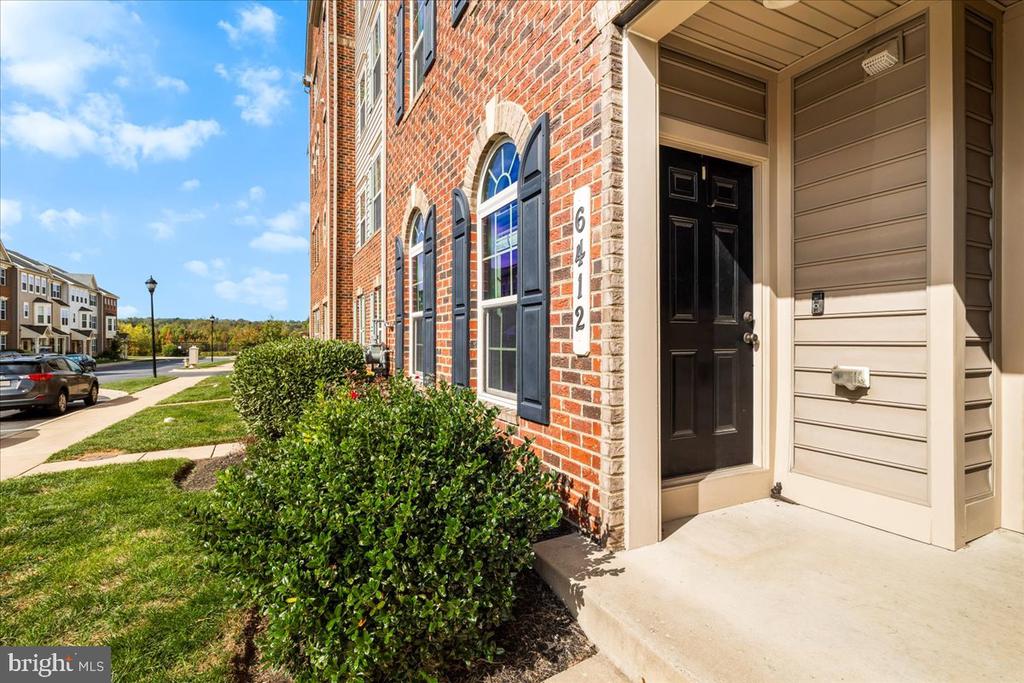 6412 WALCOTT LANE