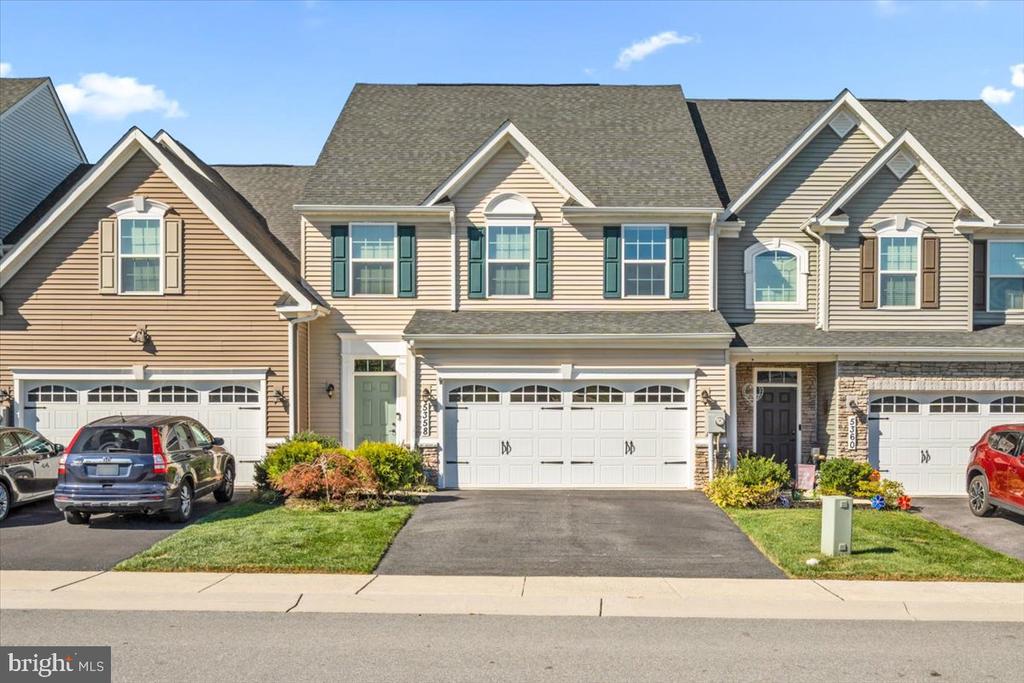 5358 RED MULBERRY WAY