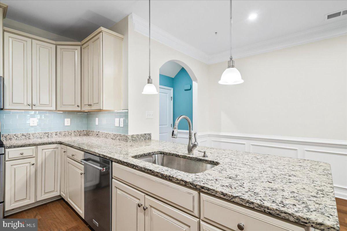 5358 RED MULBERRY WAY