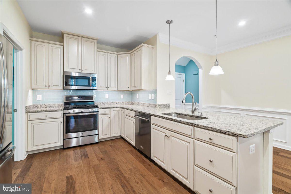 5358 RED MULBERRY WAY