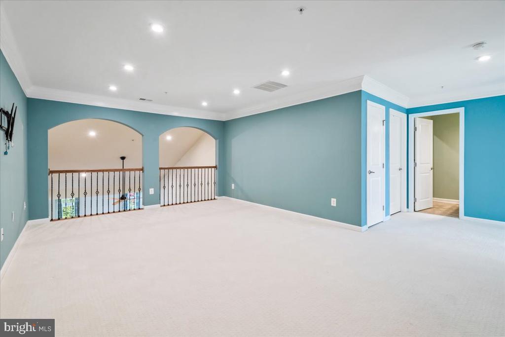 5358 RED MULBERRY WAY