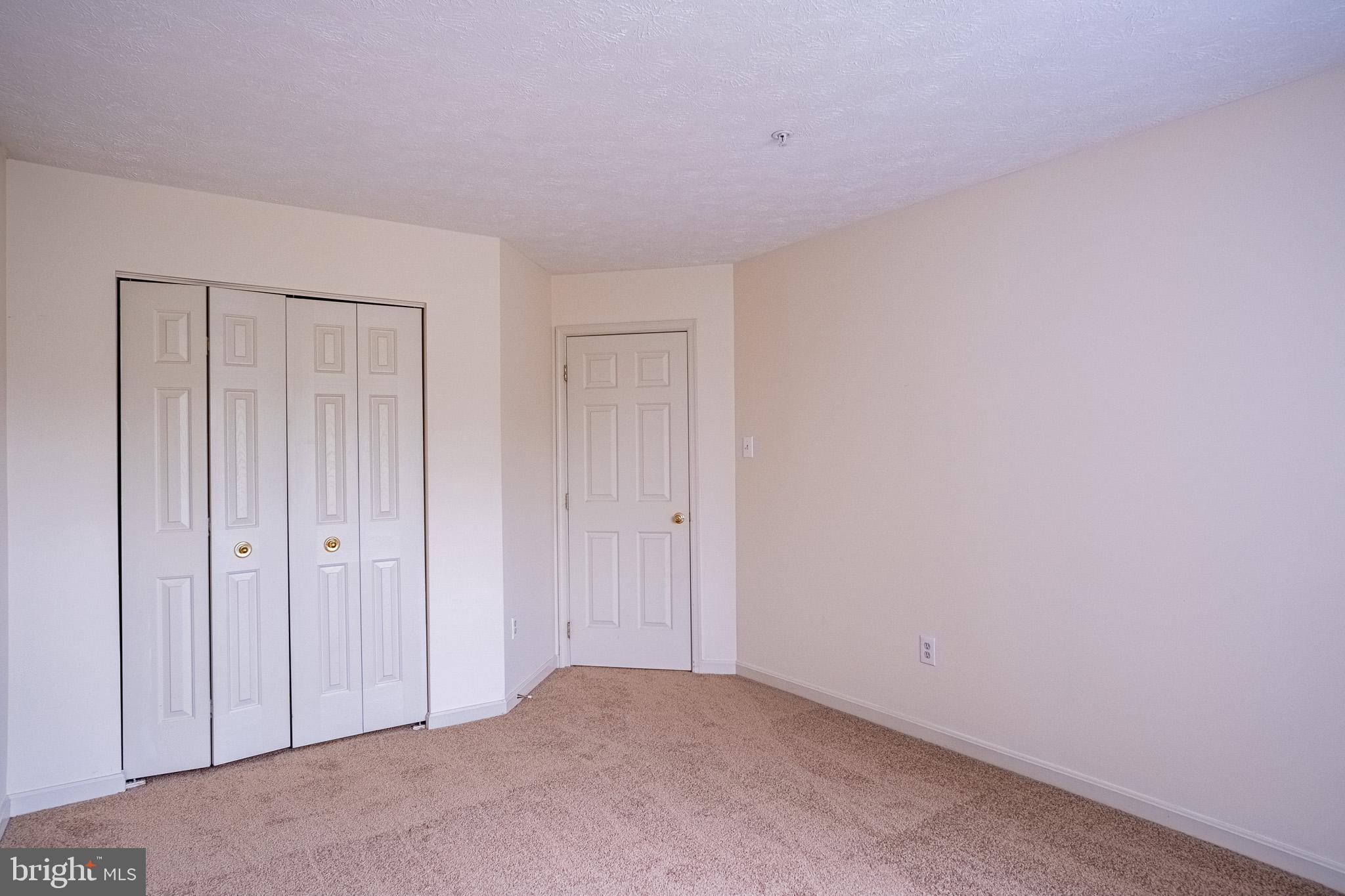 4910 EDGEWARE TERRACE