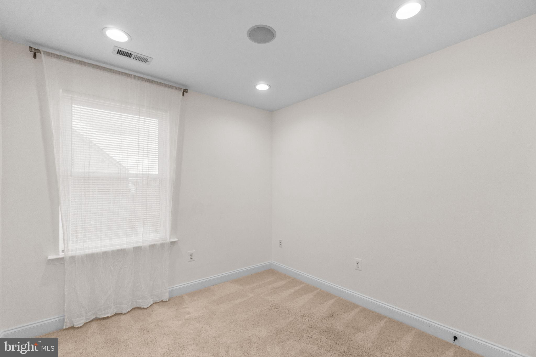 620 N BENTZ STREET N