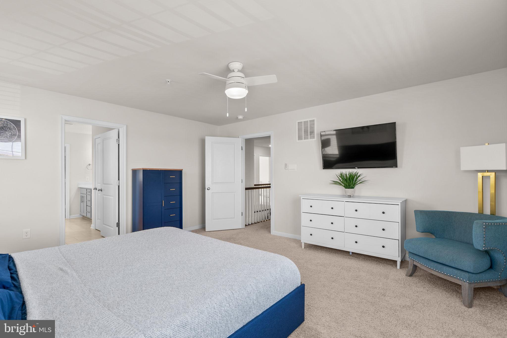 518 CARROLL WALK AVENUE