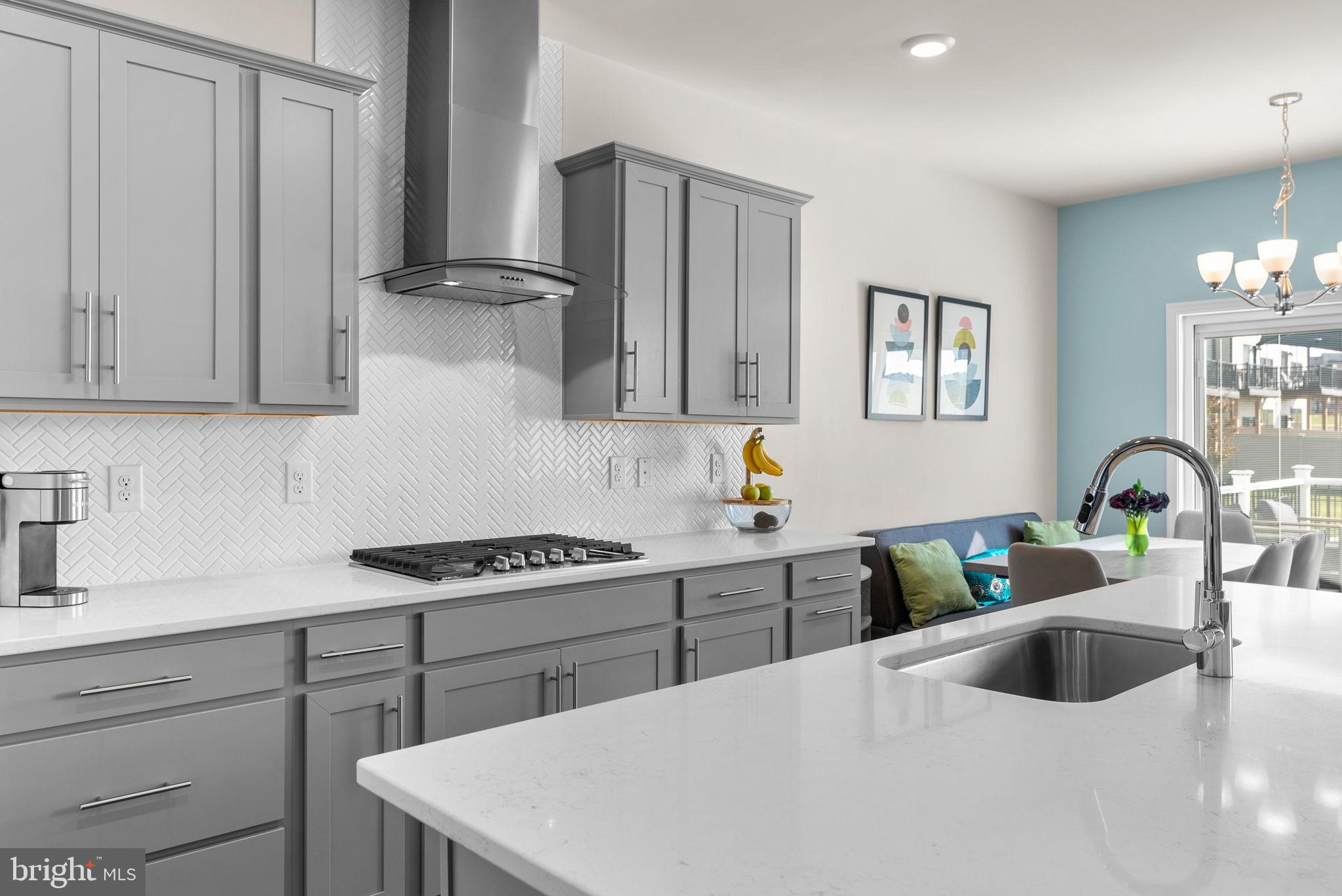 518 CARROLL WALK AVENUE