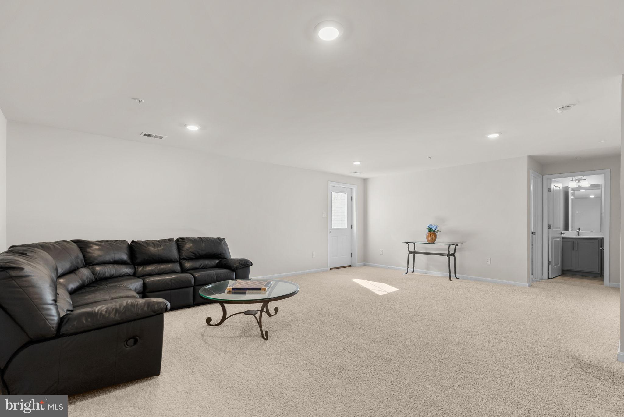 518 CARROLL WALK AVENUE