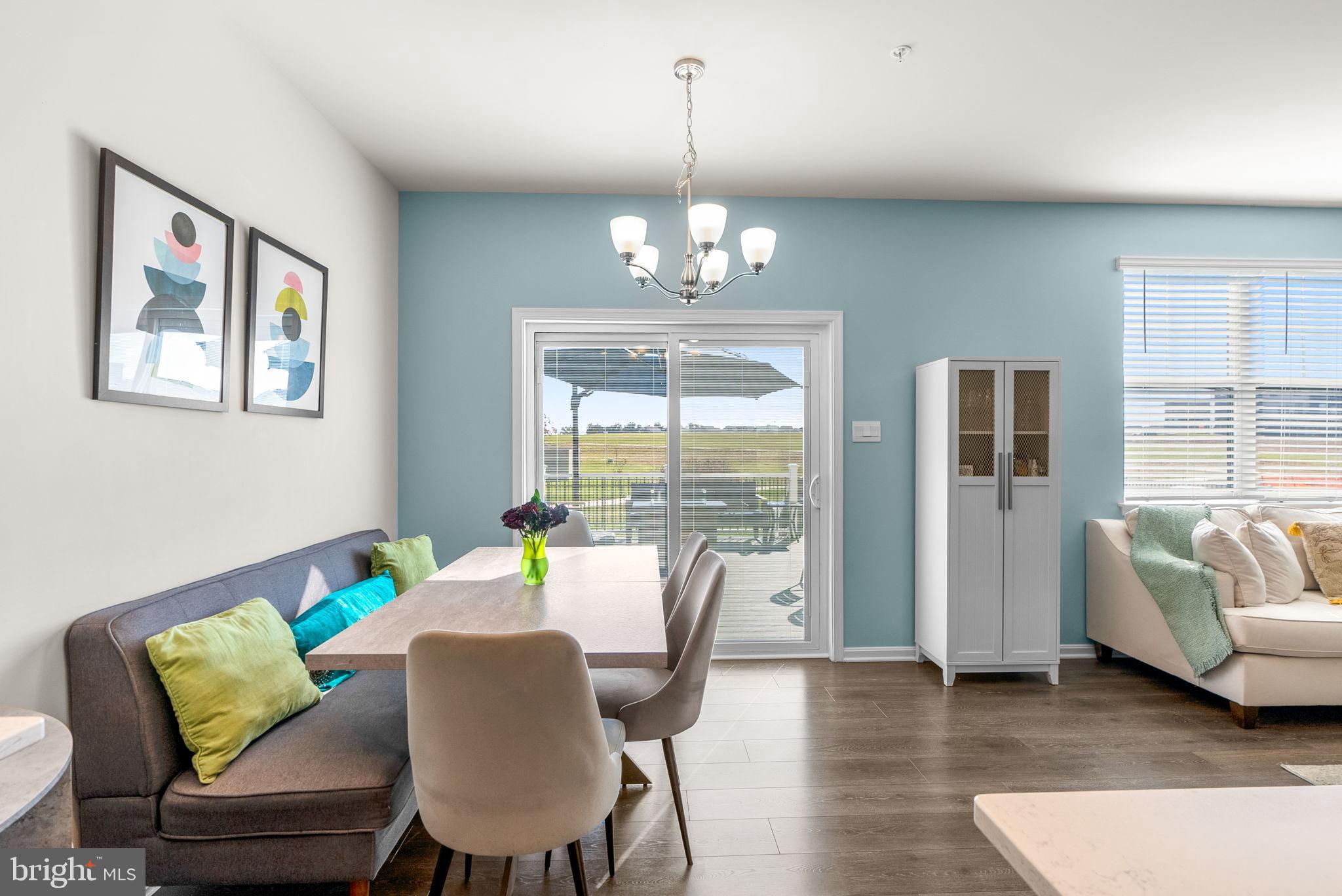 518 CARROLL WALK AVENUE