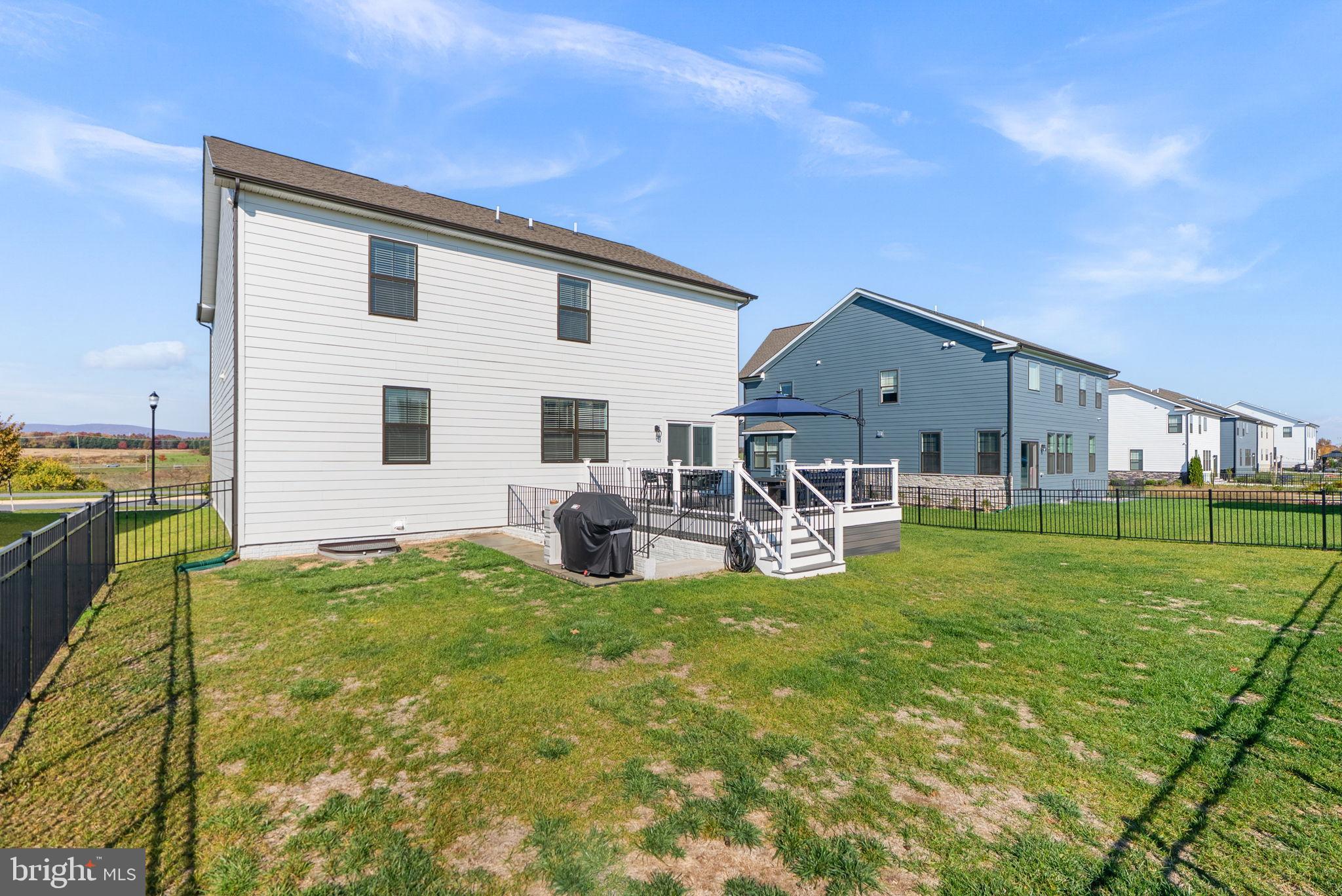 518 CARROLL WALK AVENUE