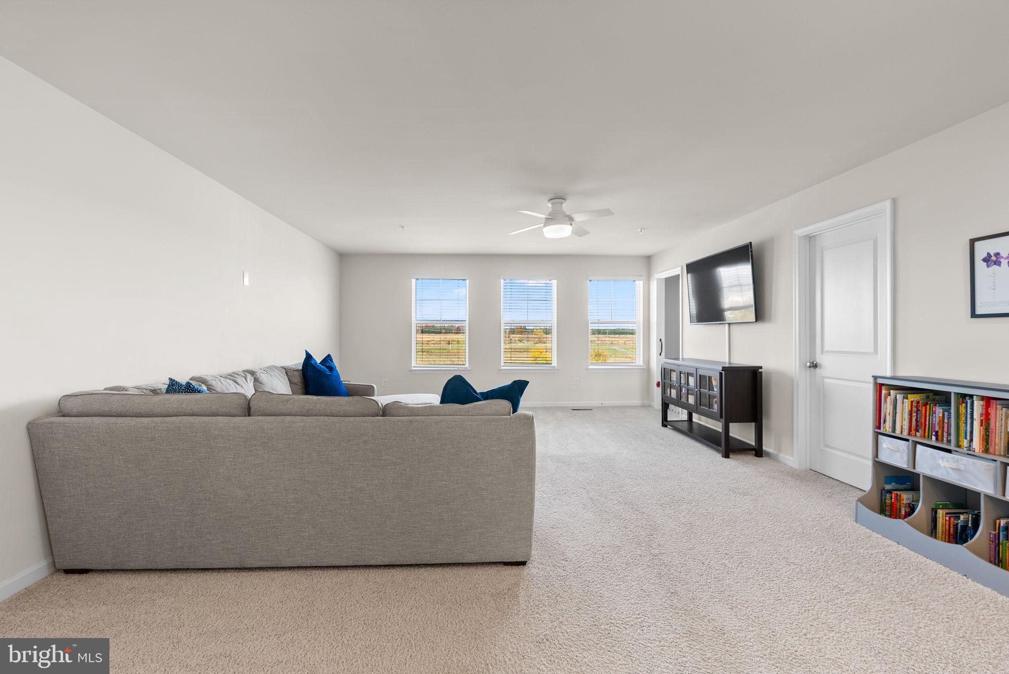 518 CARROLL WALK AVENUE