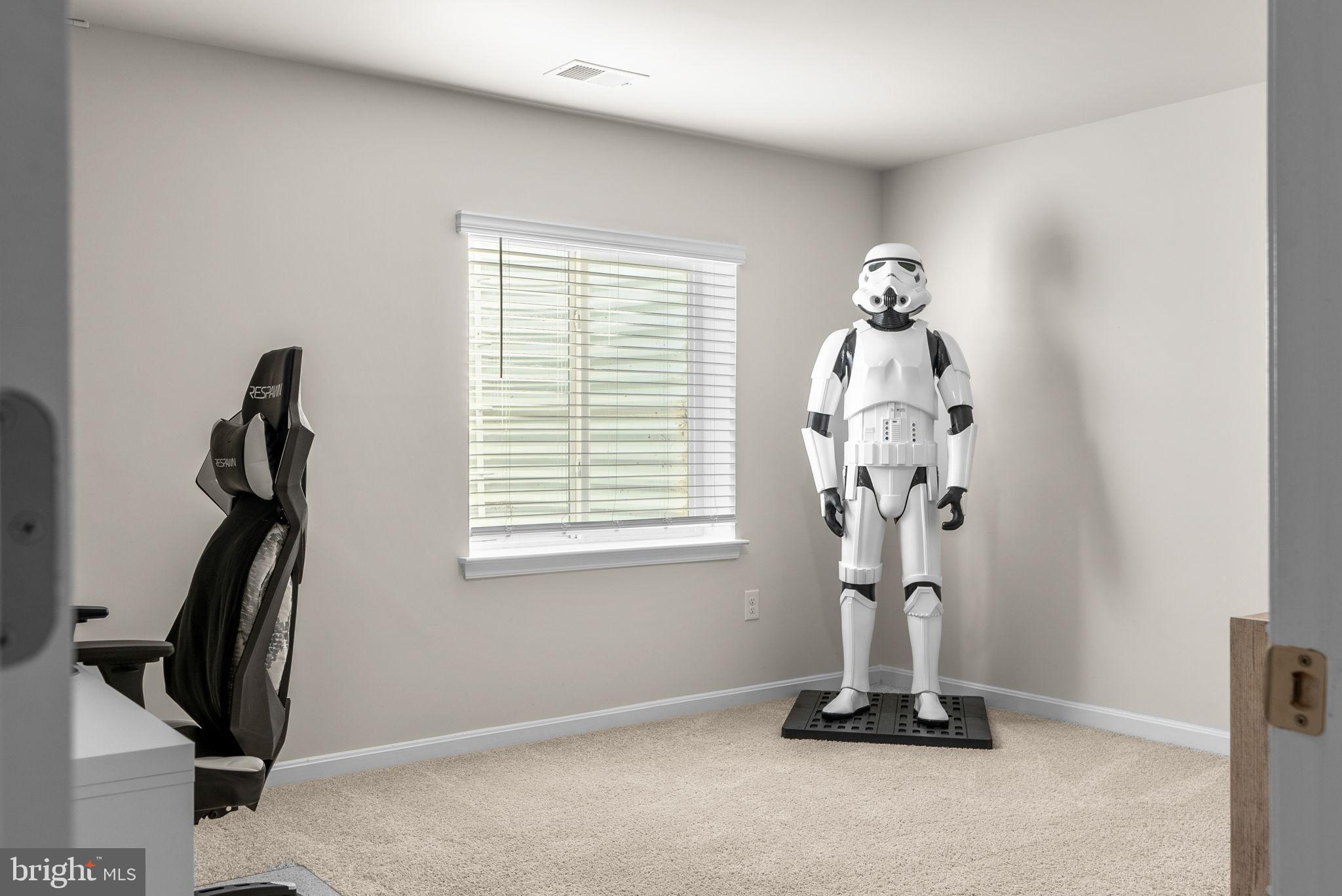 518 CARROLL WALK AVENUE