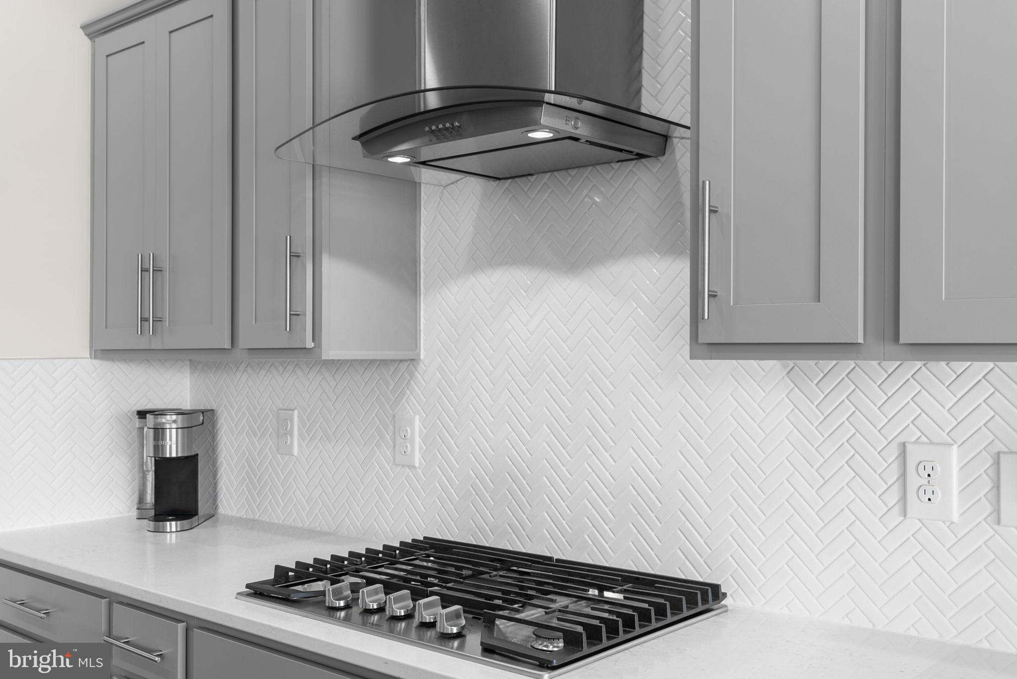 518 CARROLL WALK AVENUE