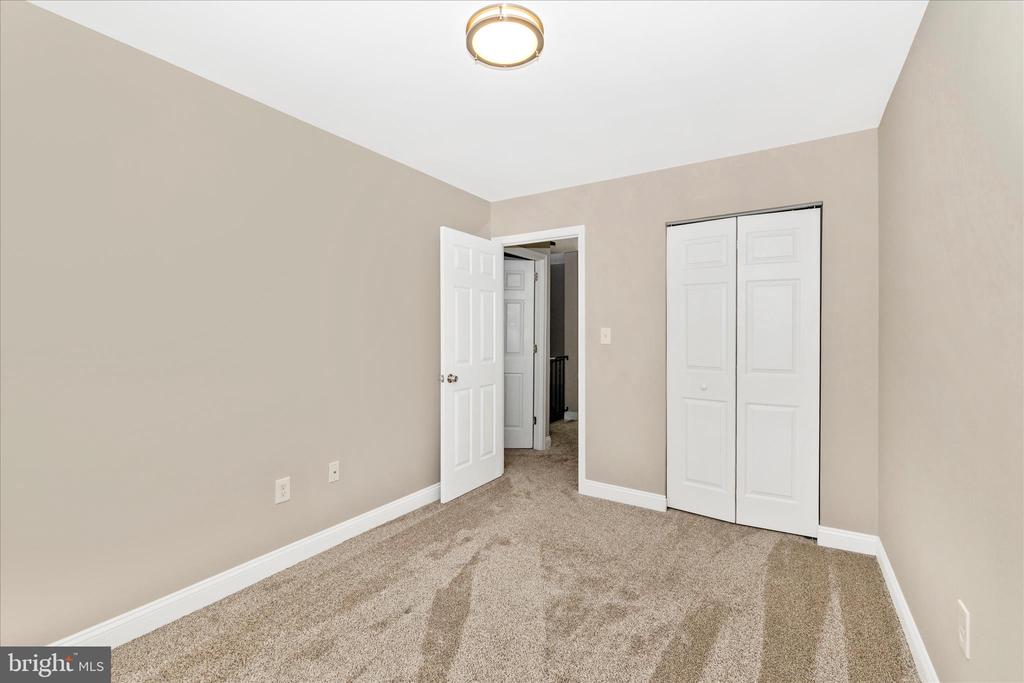 557 LANCASTER PLACE 557
