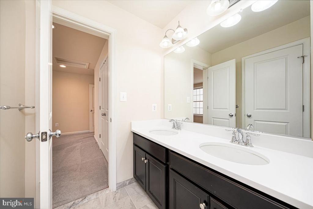 10921 HAVEN PARK CIRCLE