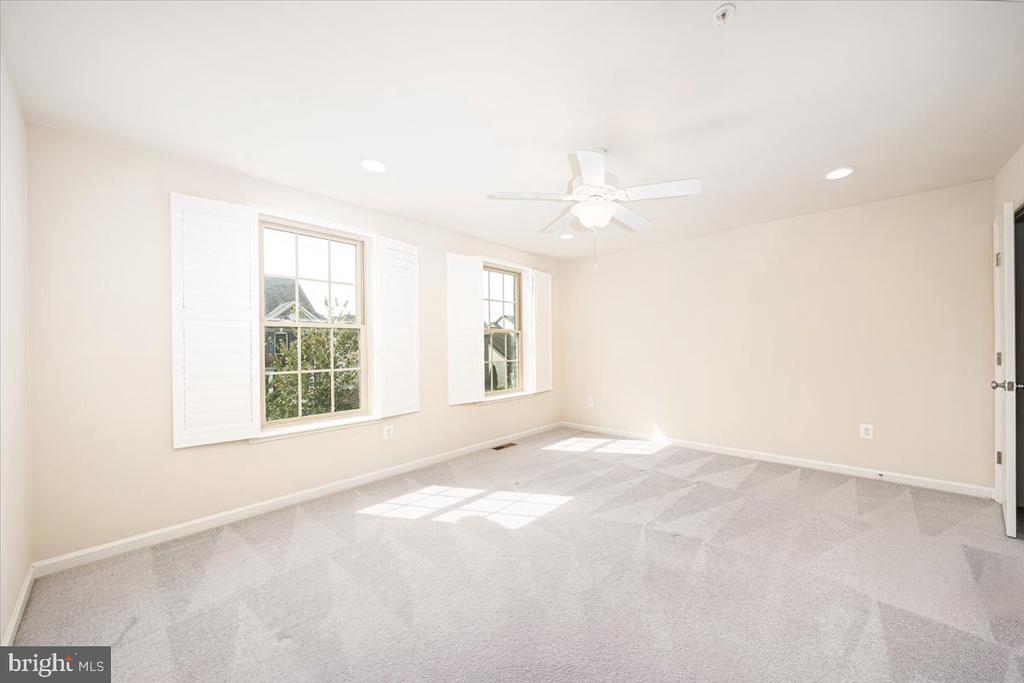 10921 HAVEN PARK CIRCLE