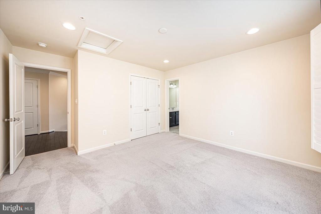 10921 HAVEN PARK CIRCLE