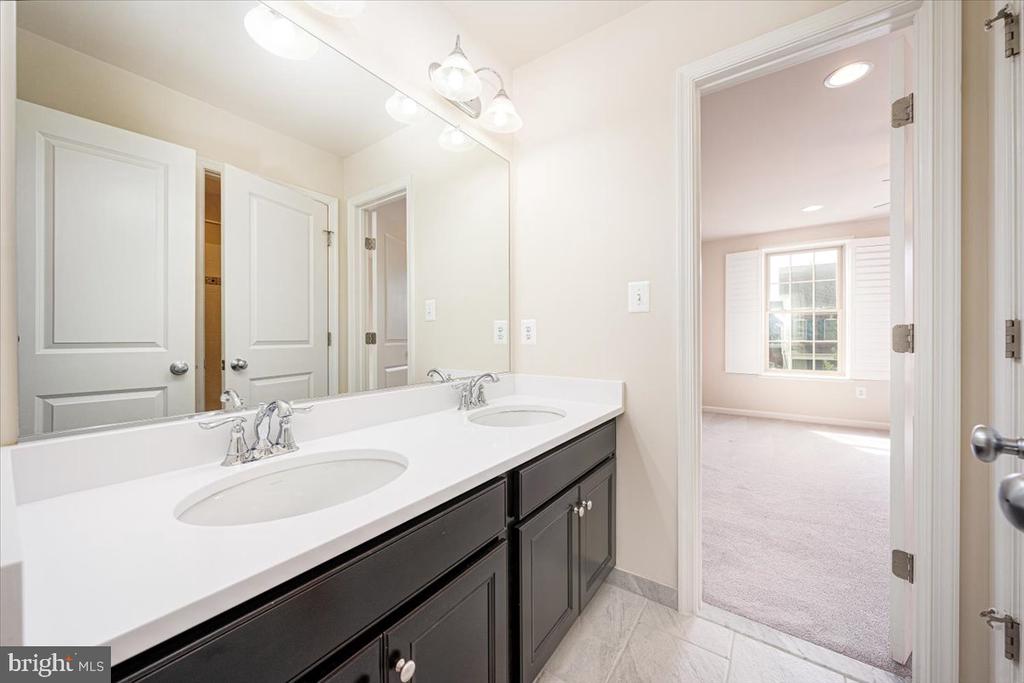 10921 HAVEN PARK CIRCLE