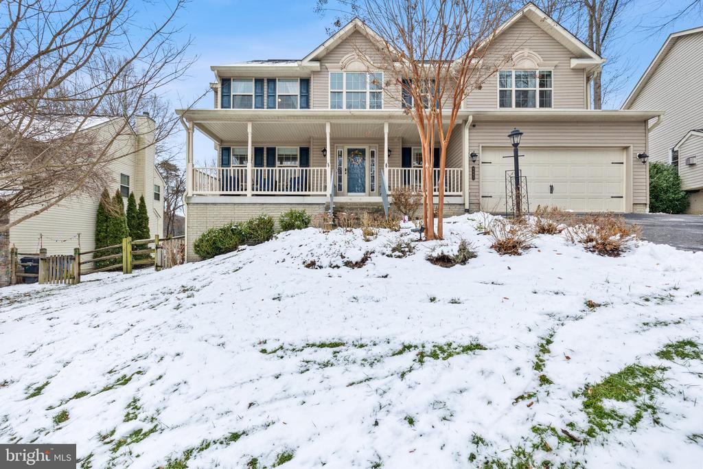 6692 GLEN LANE