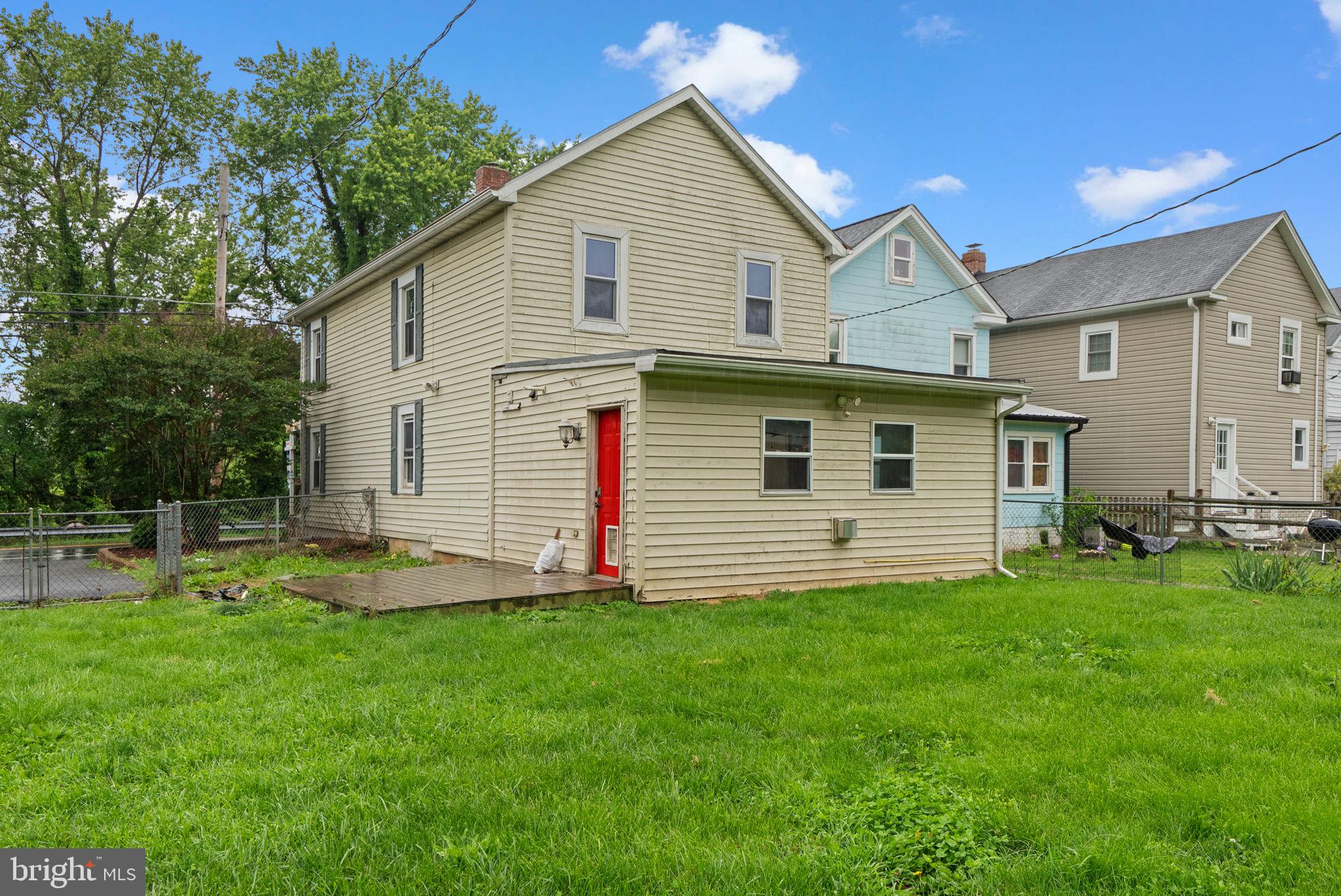810 KNOXVILLE ROAD