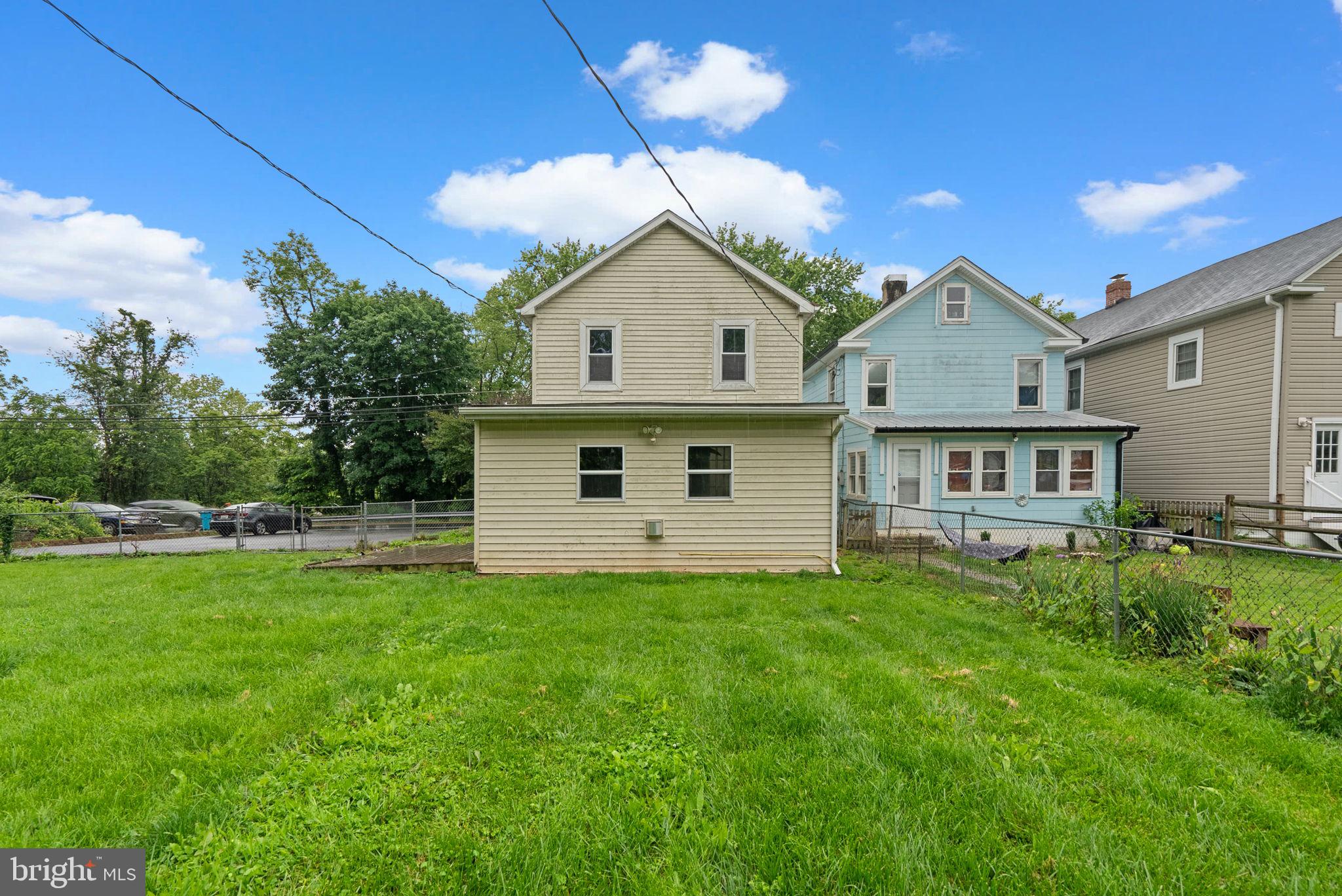 810 KNOXVILLE ROAD