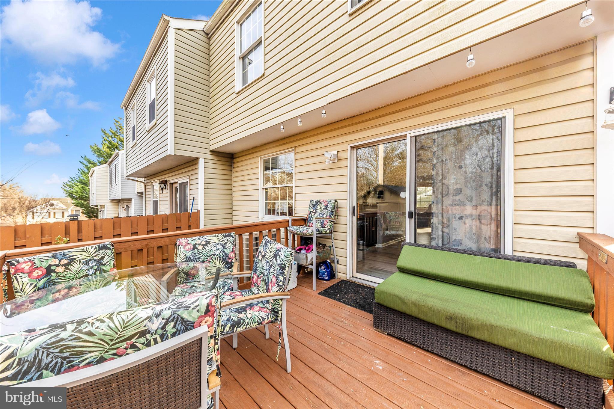 6214 HASTINGS COURT
