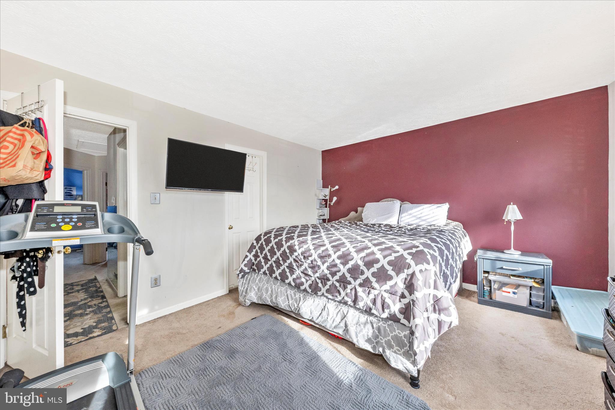 6214 HASTINGS COURT