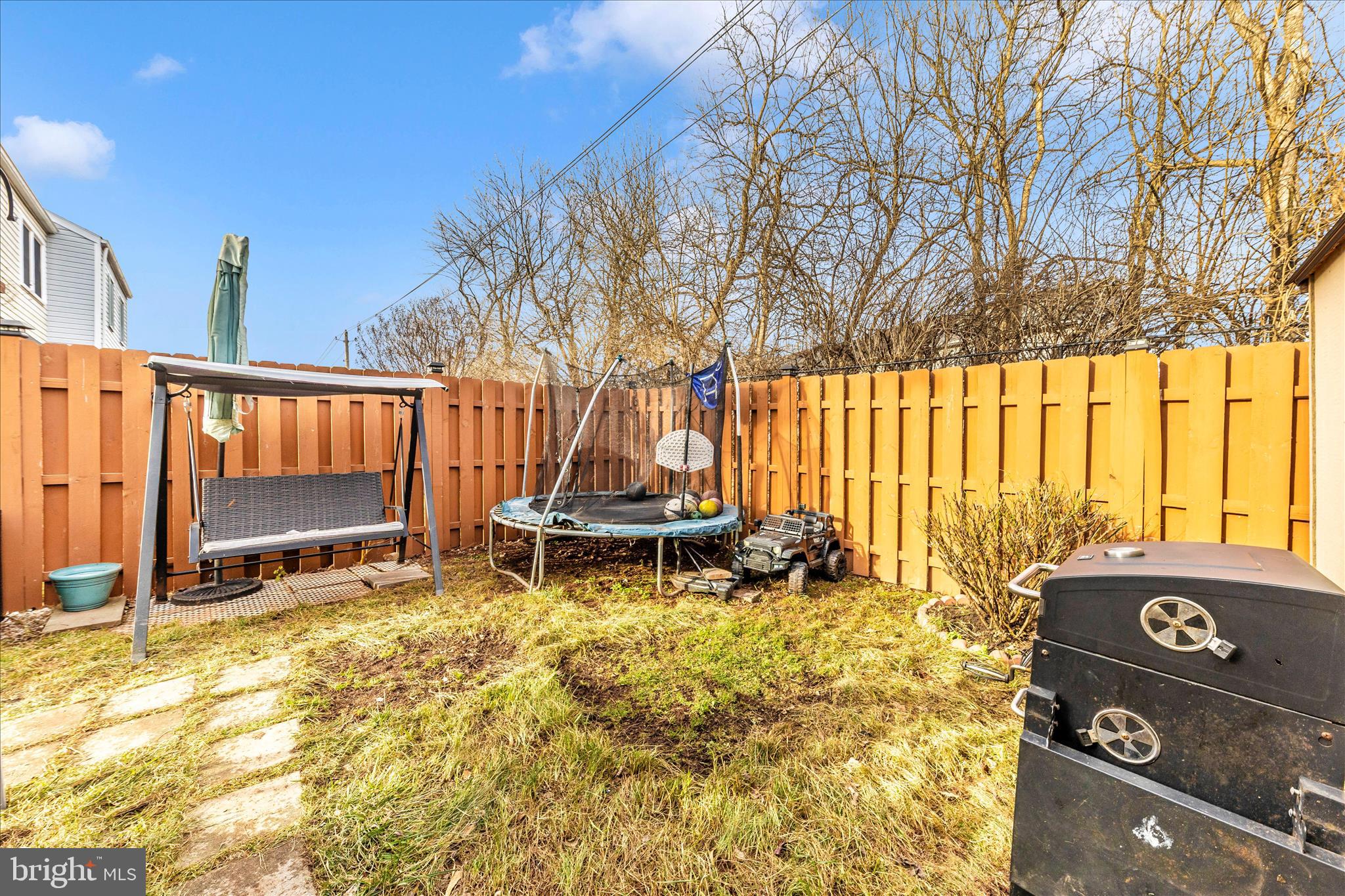 6214 HASTINGS COURT