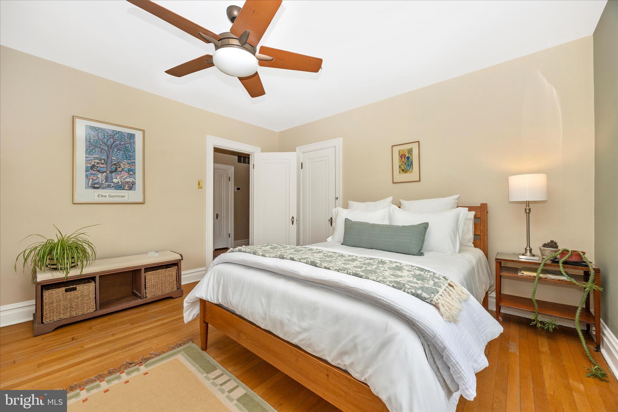 328 LINDBERGH AVENUE