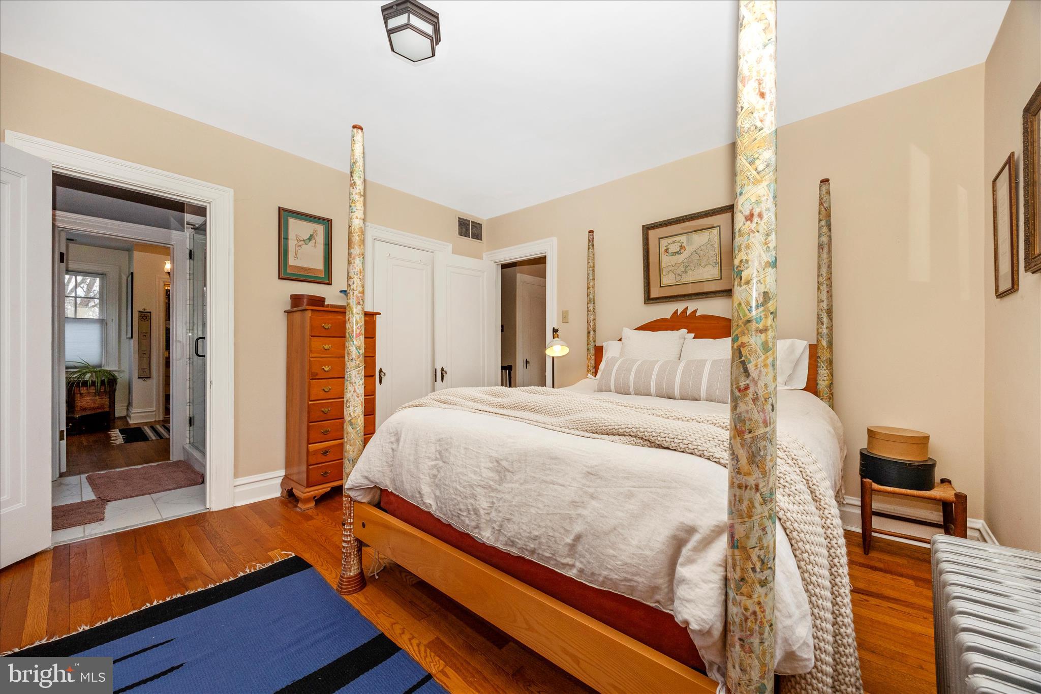 328 LINDBERGH AVENUE