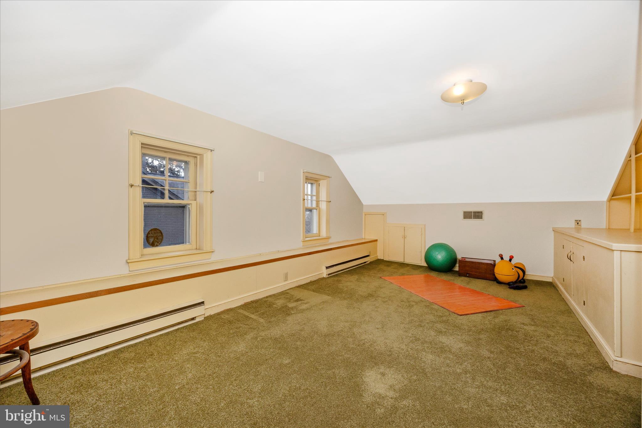 328 LINDBERGH AVENUE