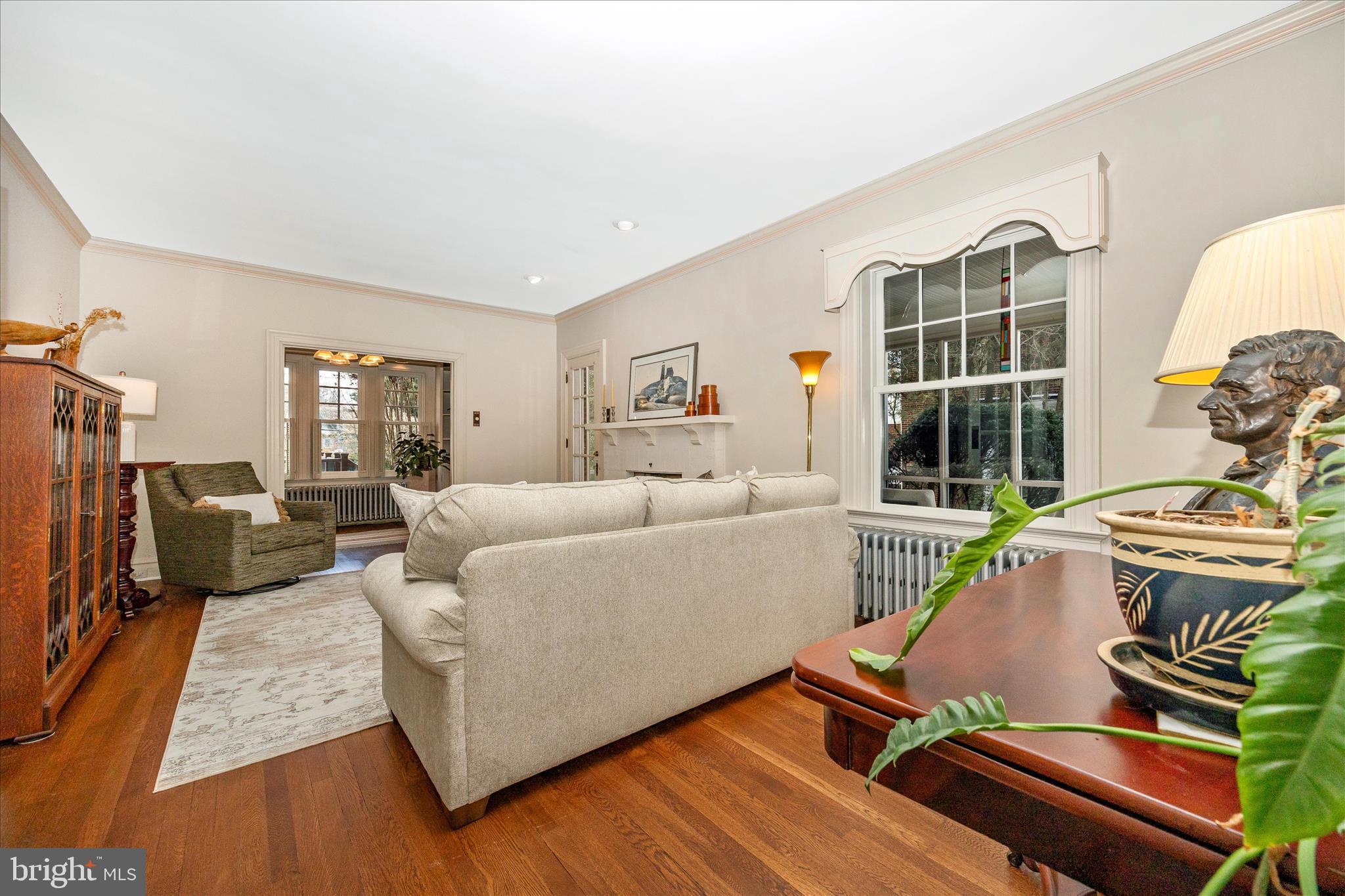 328 LINDBERGH AVENUE