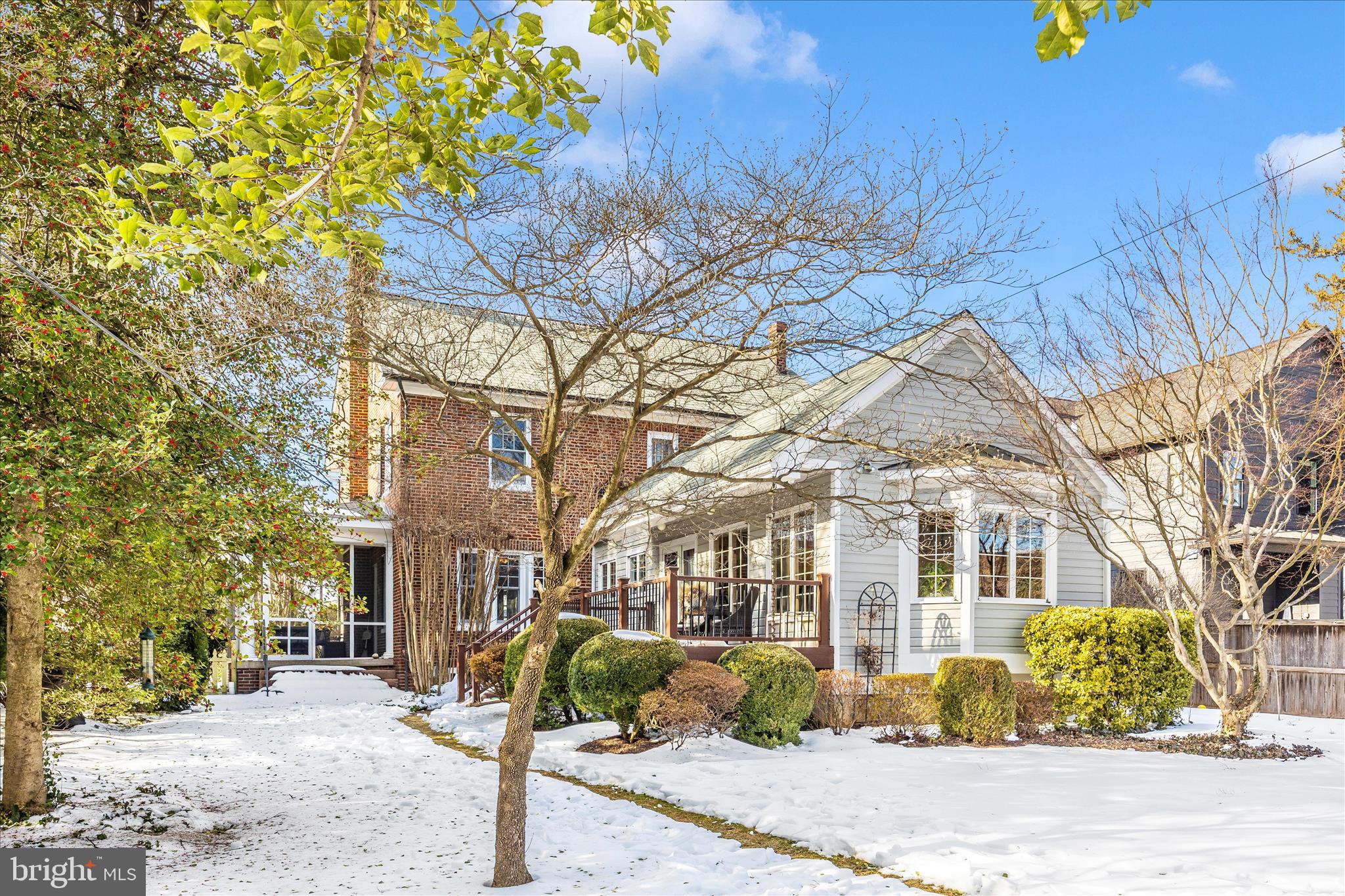 328 LINDBERGH AVENUE