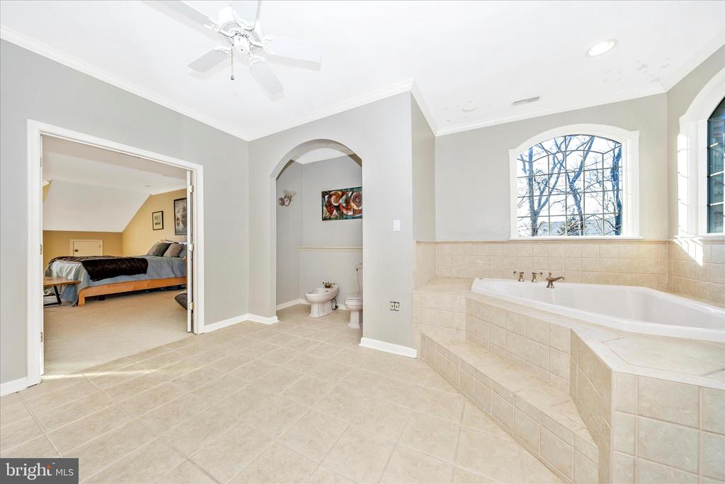 5159 IJAMSVILLE ROAD