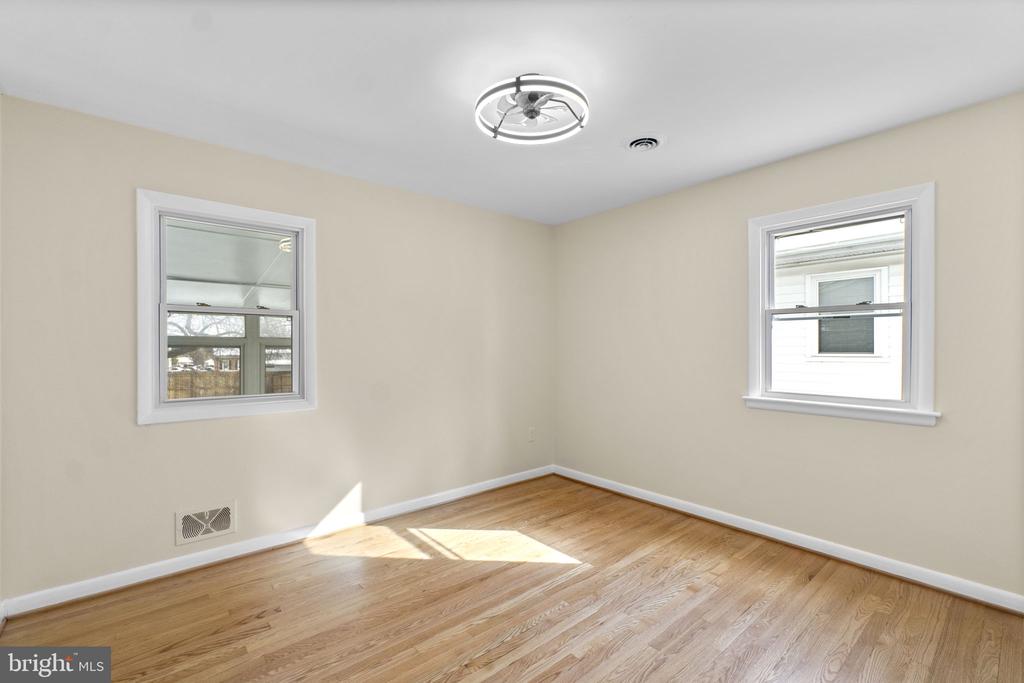 419 COLUMBUS AVENUE