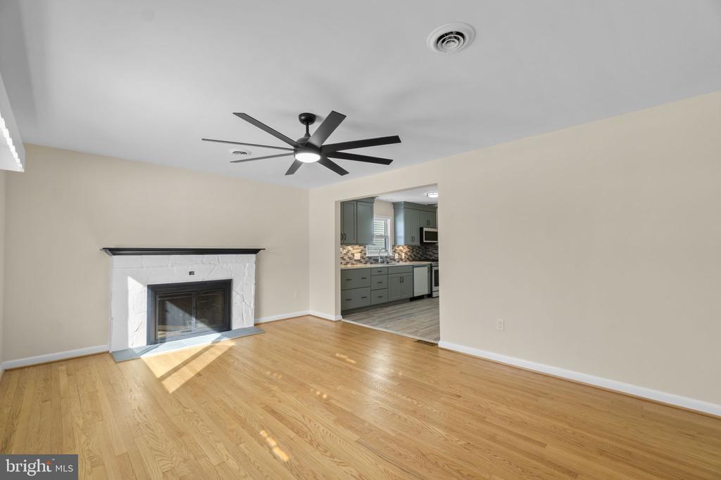 419 COLUMBUS AVENUE