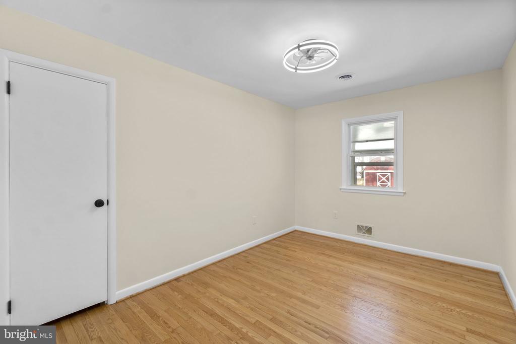 419 COLUMBUS AVENUE