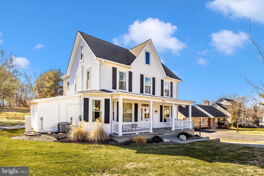 706 E MAIN STREET