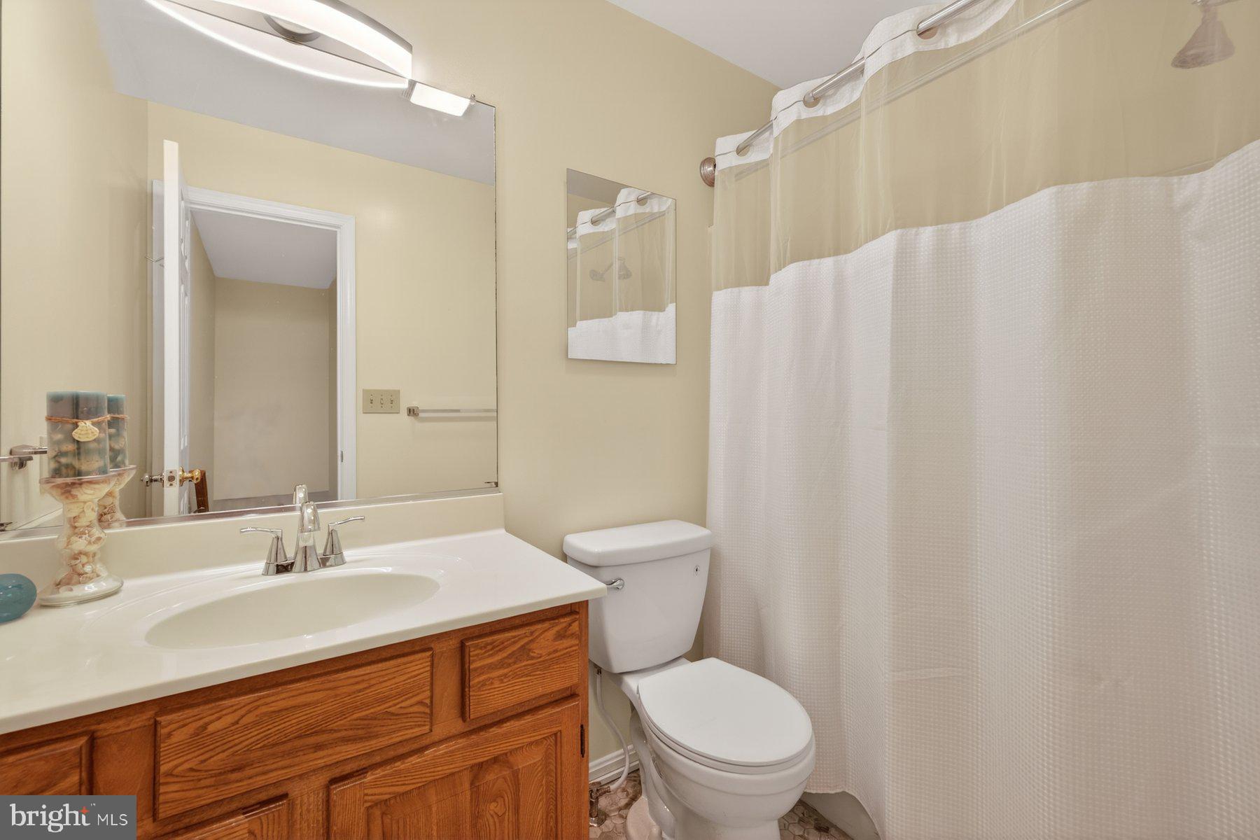 3329 YORKSHIRE COURT