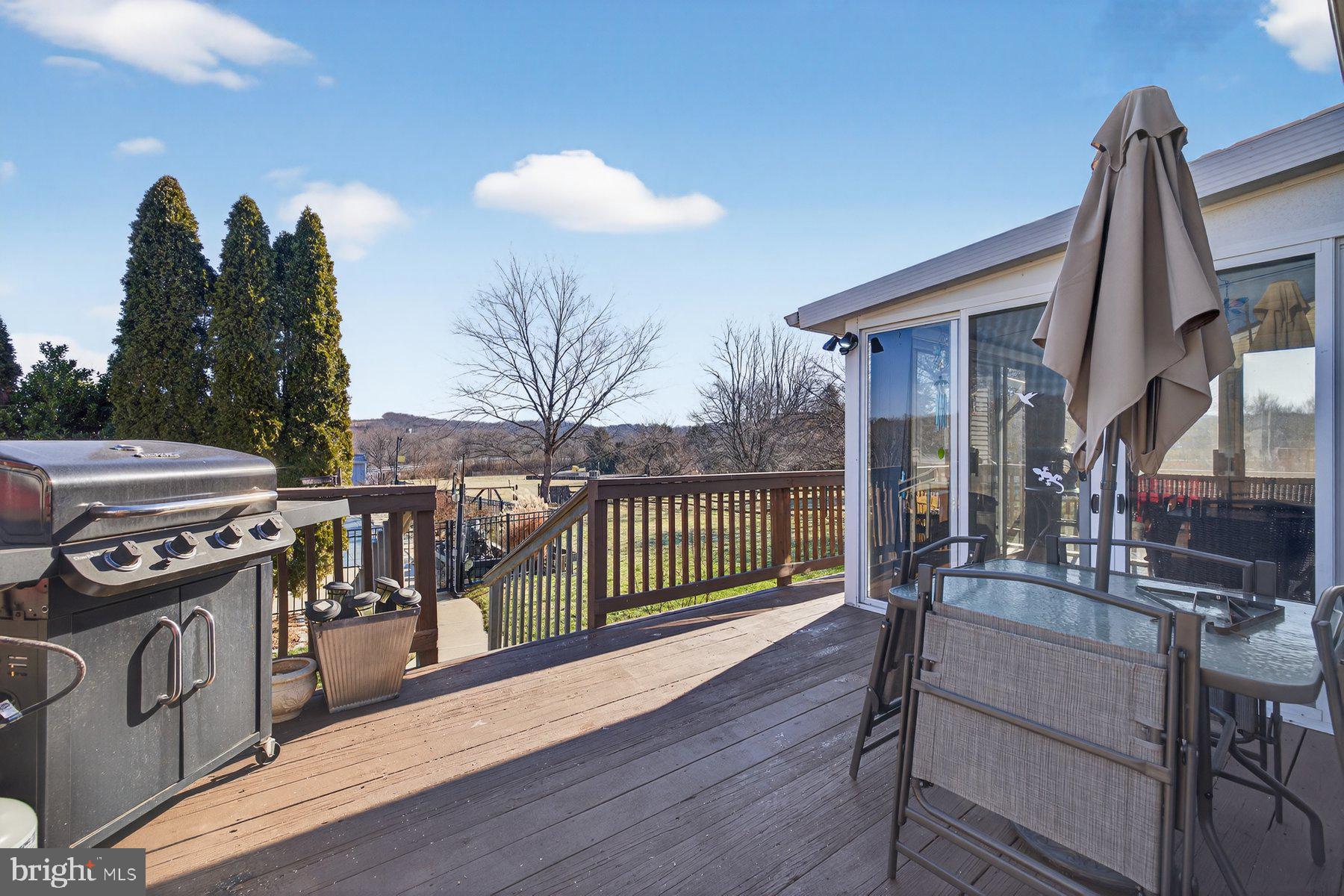 3329 YORKSHIRE COURT