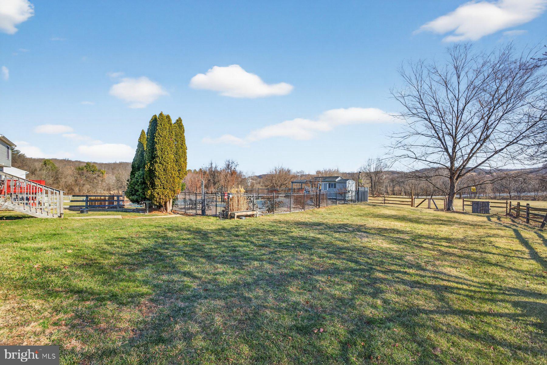 3329 YORKSHIRE COURT