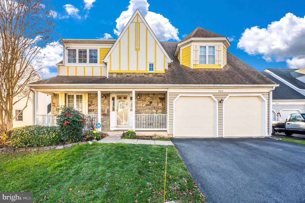 2575 BEAR DEN ROAD