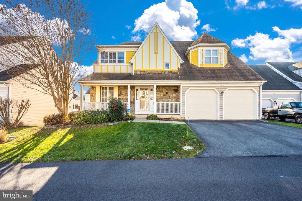 2575 BEAR DEN ROAD
