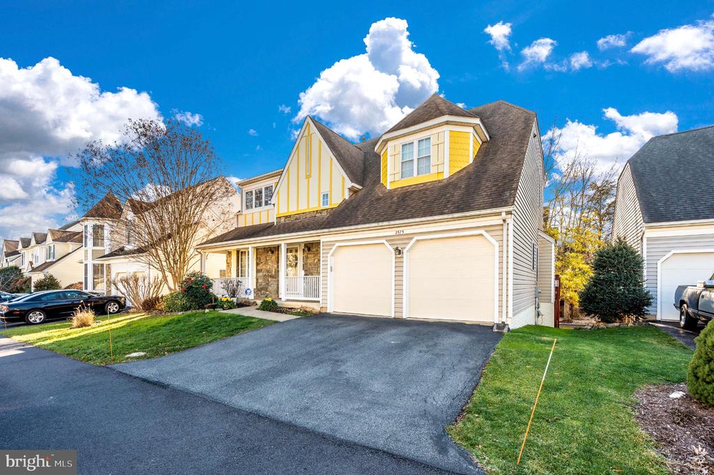 2575 BEAR DEN ROAD